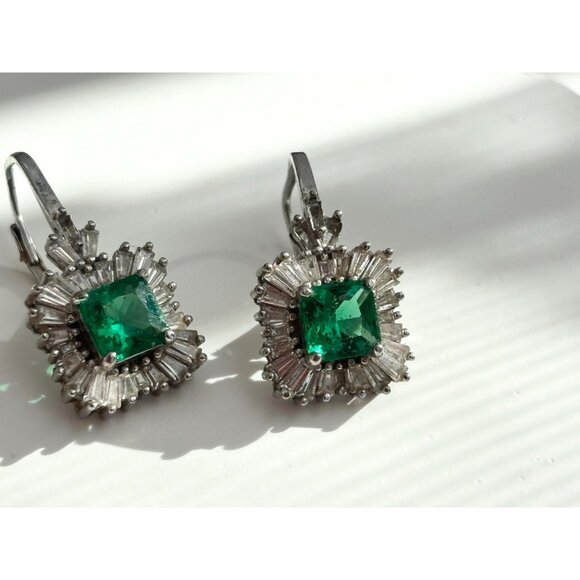Art Deco Style Vintage Green CZ Sterling Silver Vintage Earrings - Picture 5 of 10